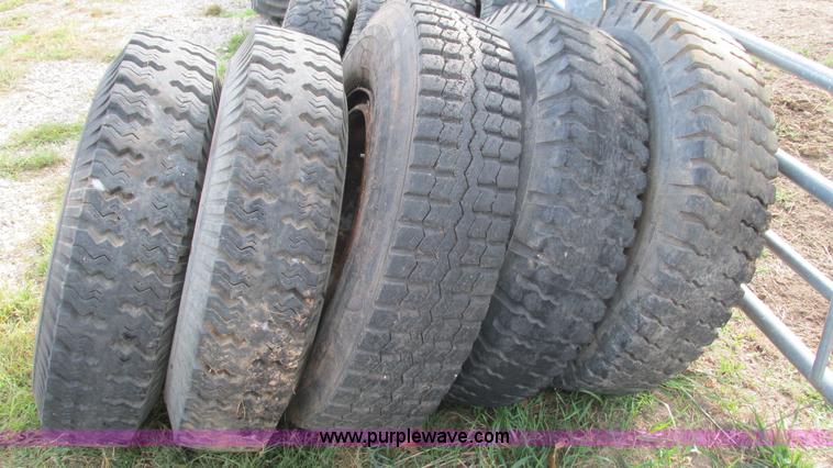 image for item AC9786 (5) Power King tires and wheels