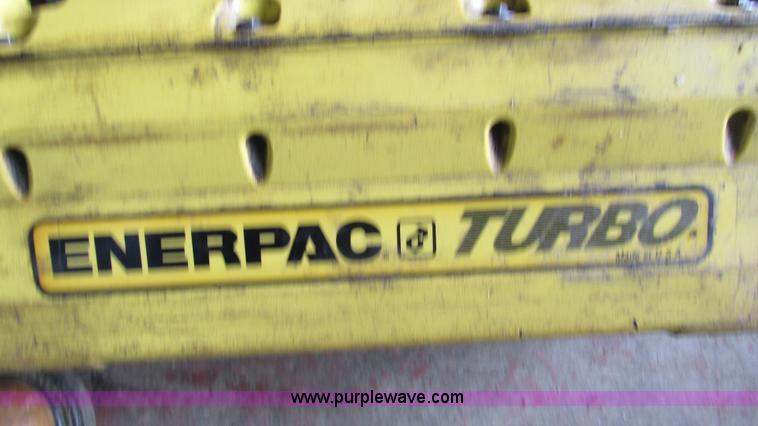 image for item AC9792 Parker 82C-080 Karry Krimp hydraulic hose crimper