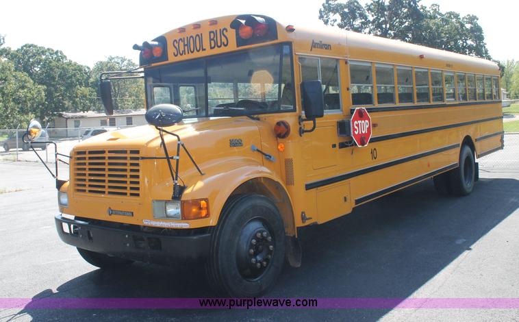 image for item AJ9317 1997 International 3800 school bus
