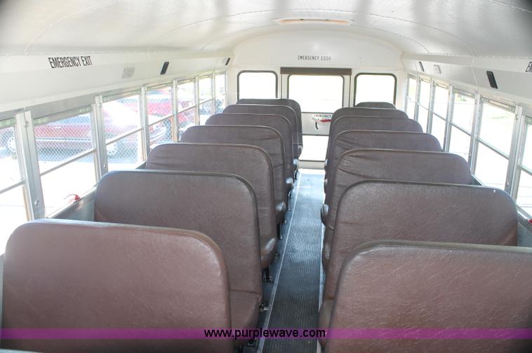 image for item AJ9317 1997 International 3800 school bus