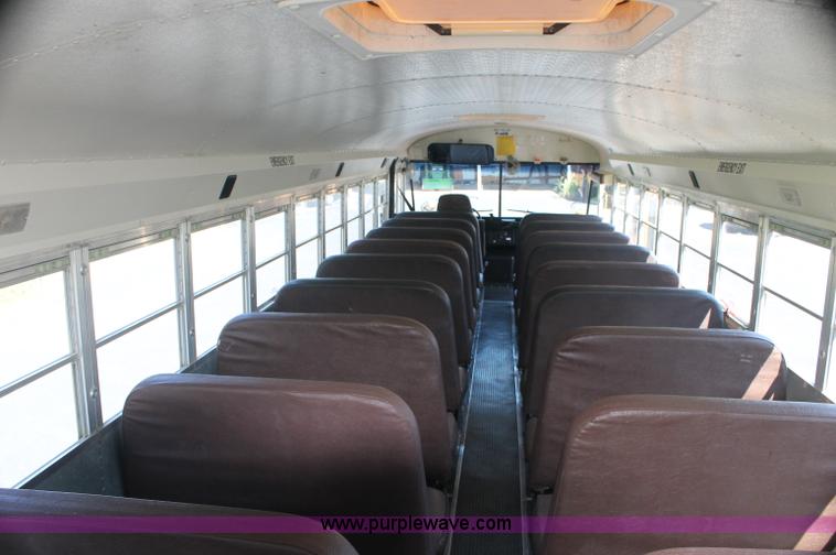 image for item AJ9317 1997 International 3800 school bus