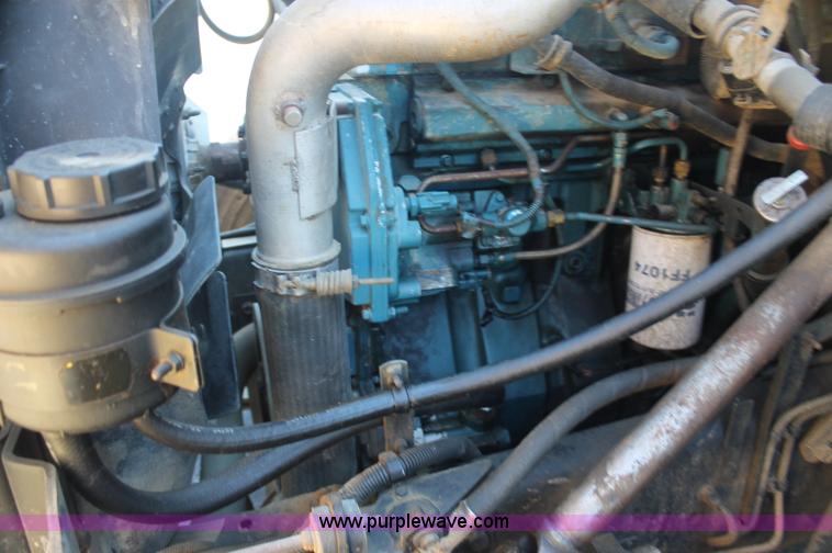 image for item AJ9317 1997 International 3800 school bus