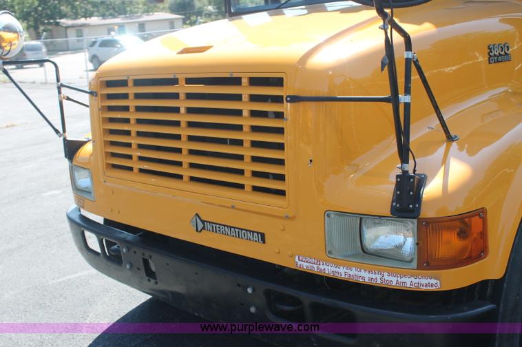 image for item AJ9317 1997 International 3800 school bus