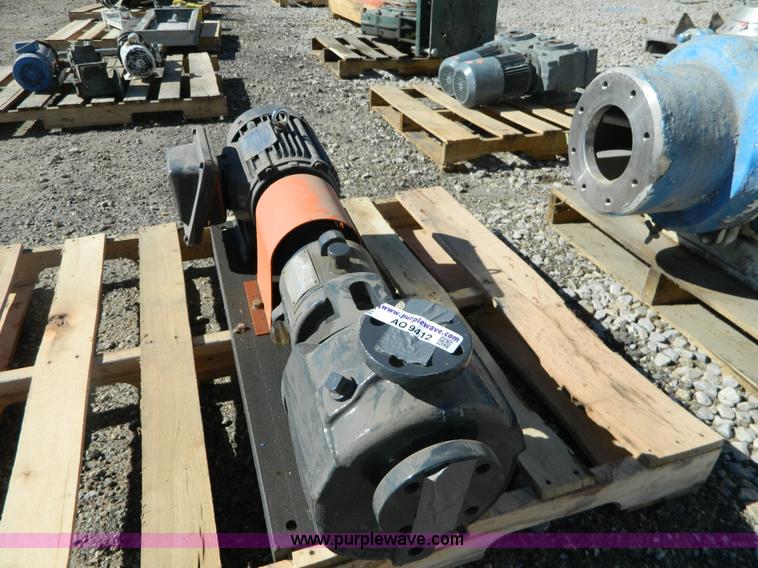 image for item AQ9412 Worldwide motor and pump