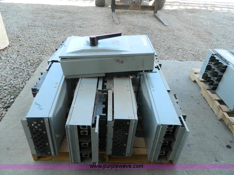 image for item AQ9415 (9) Buzz panels