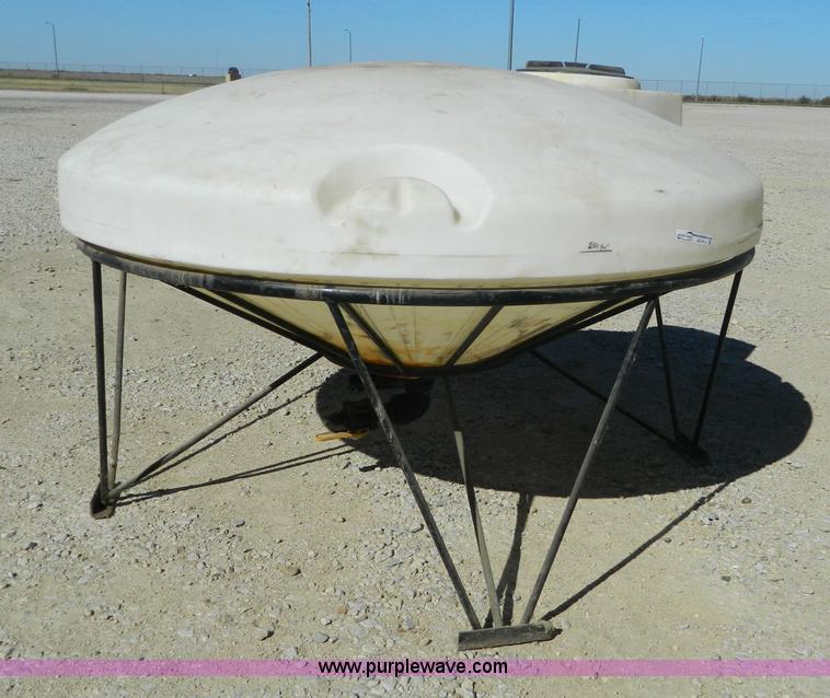 image for item AQ9416 300 gallon cone tank