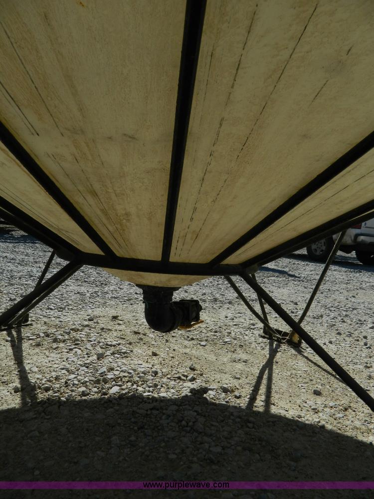 image for item AQ9416 300 gallon cone tank