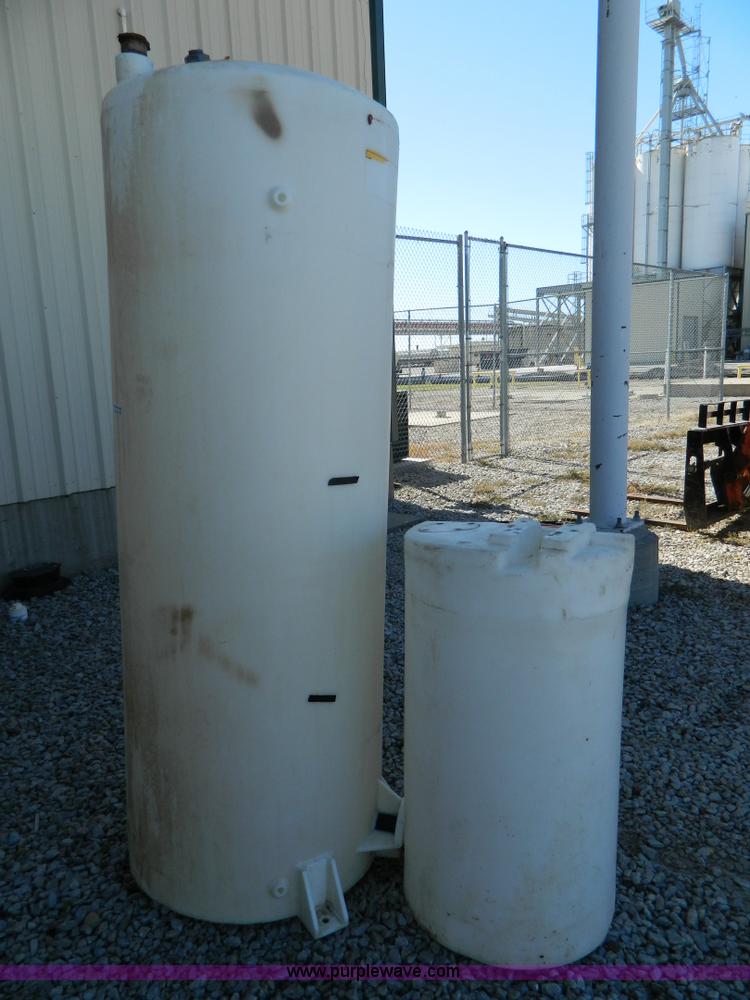 image for item AQ9418 (2) vertical poly tanks