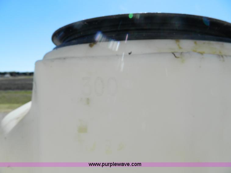 image for item AQ9423 300 gallon vertical poly tank