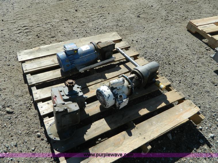 image for item AQ9426 Leeson 1/4 HP motor