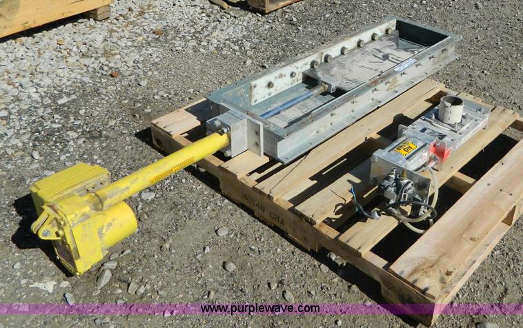 image for item AQ9427 Andco and Salina Vortex acuvation enclosures