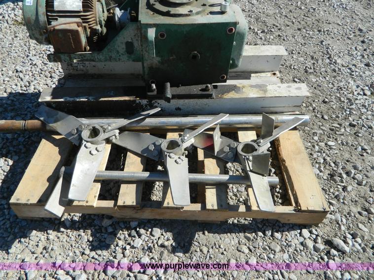 image for item AQ9430 Siemans 5 HP motor