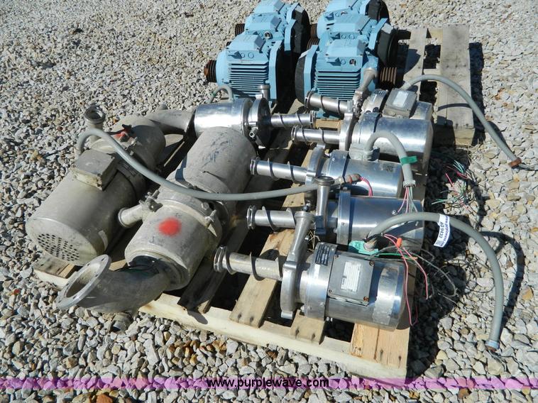 image for item AQ9432 (8) stainless steel pumps