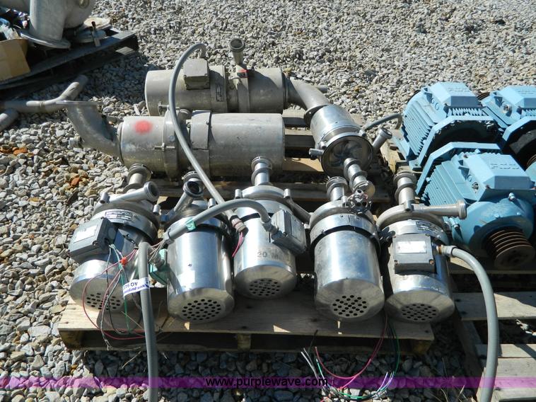 image for item AQ9432 (8) stainless steel pumps