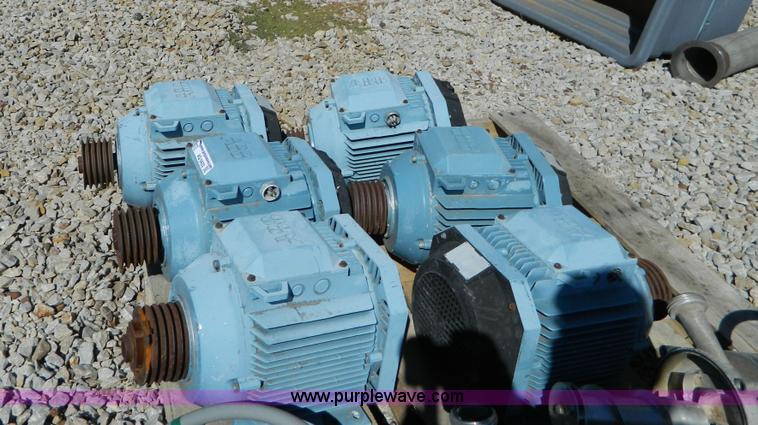 image for item AQ9433 (6) ABB motors
