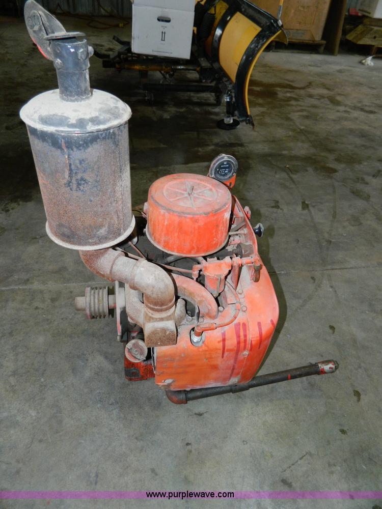 image for item AQ9454 Kohler vertical shaft gas engine