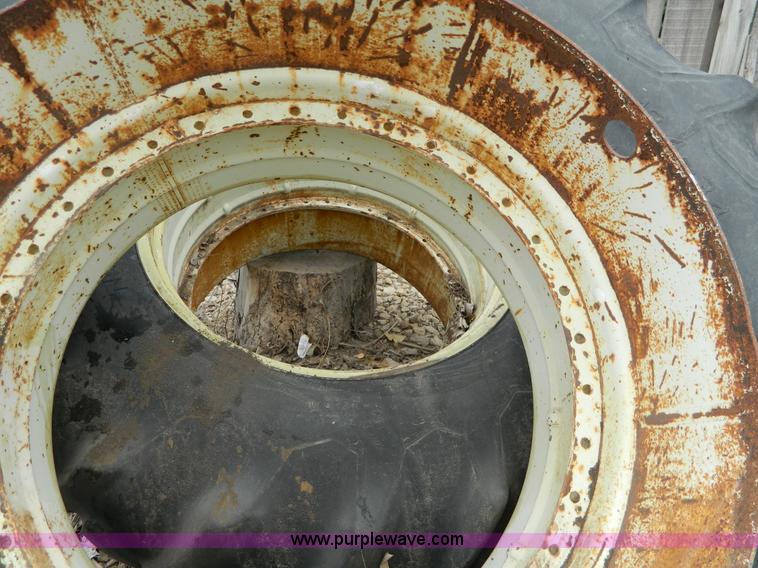 image for item AQ9462 (2) Firestone 18.4-34 tractor tires