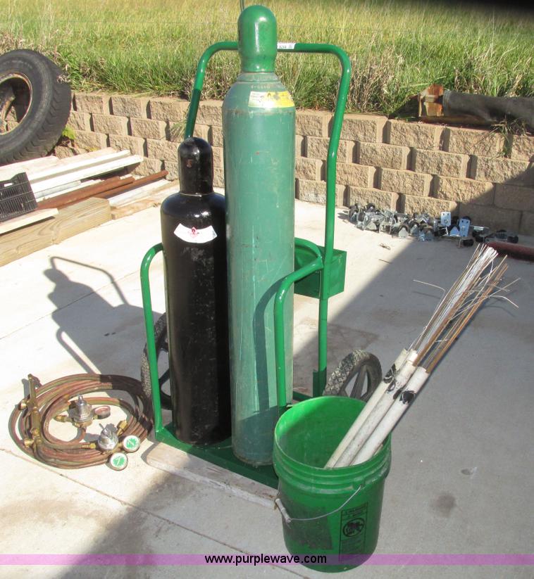 Linde oxygen/acetylene cutting torch in Falls City, NE | Item AV9244 ...