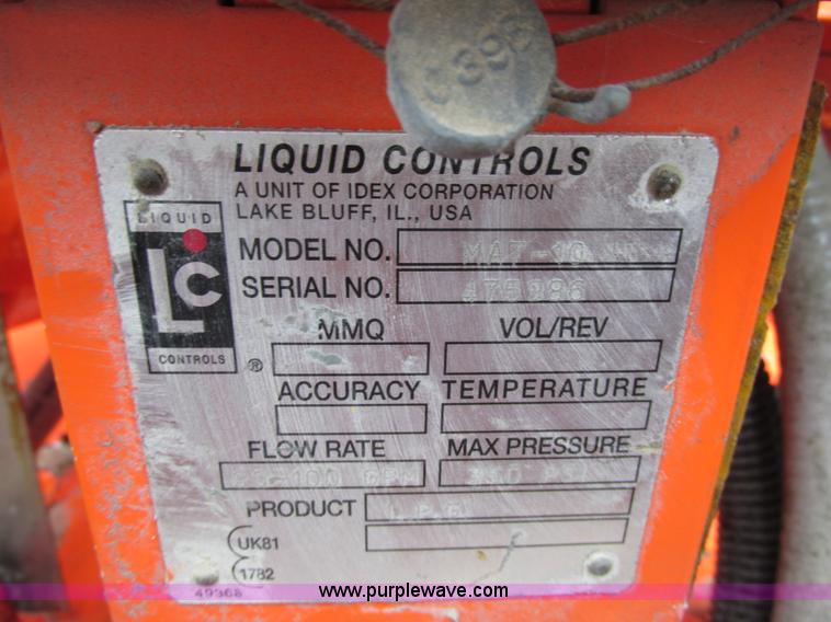 image for item AW9878 2003 Freightliner FL70 Business Class propane truck