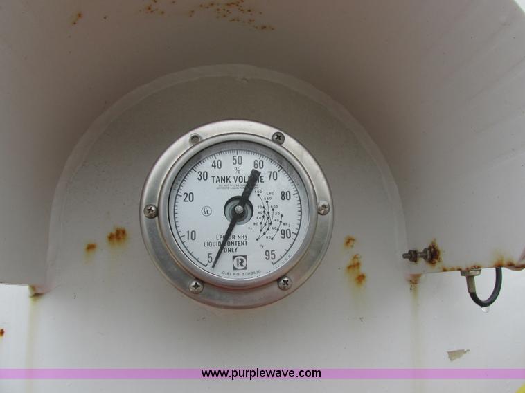 image for item AW9878 2003 Freightliner FL70 Business Class propane truck