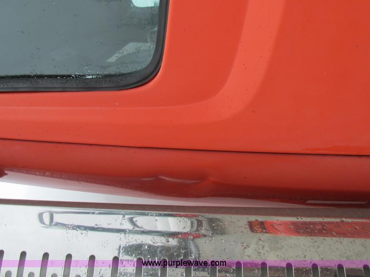 image for item AW9878 2003 Freightliner FL70 Business Class propane truck