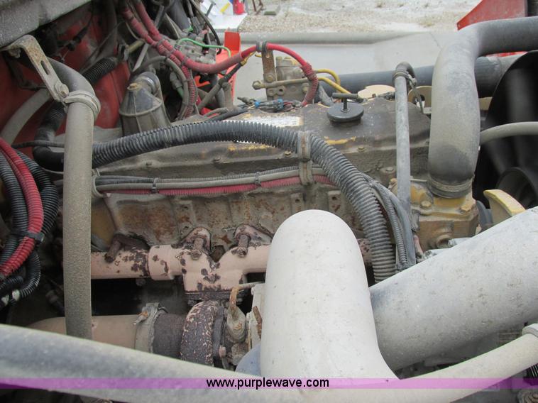 image for item AW9878 2003 Freightliner FL70 Business Class propane truck