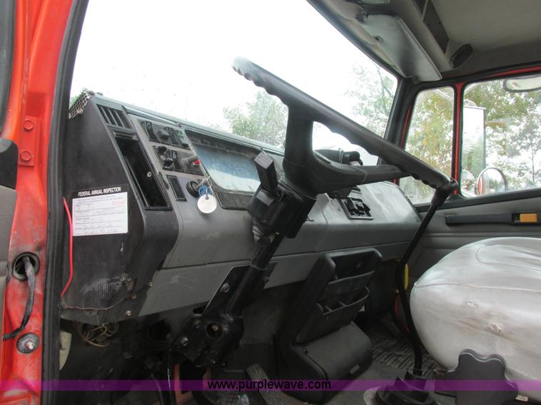 image for item AW9878 2003 Freightliner FL70 Business Class propane truck