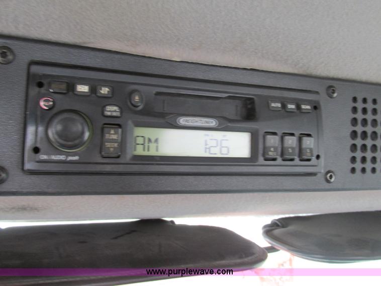 image for item AW9878 2003 Freightliner FL70 Business Class propane truck