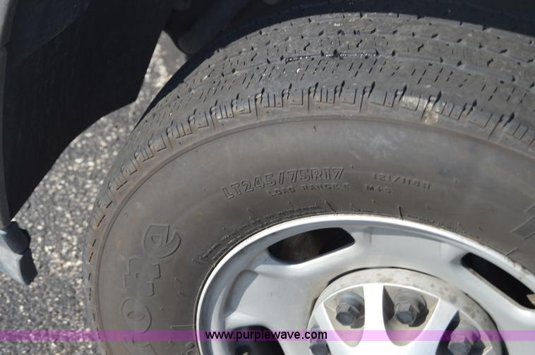 image for item AY9453 2011 Chevrolet Silverado 2500HD Ext. Cab utility truck