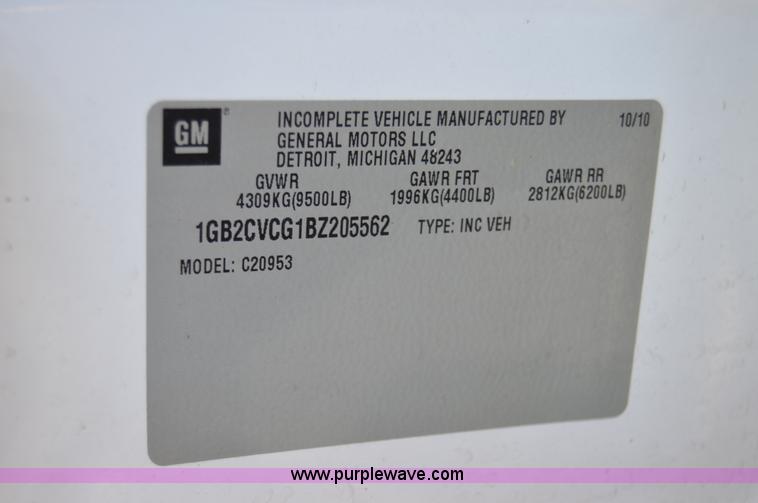 image for item AY9453 2011 Chevrolet Silverado 2500HD Ext. Cab utility truck