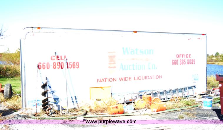 image for item AY9455 Enclosed cargo box bed