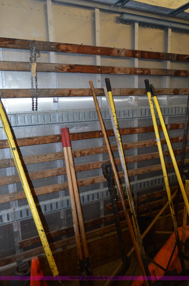 image for item AY9455 Enclosed cargo box bed