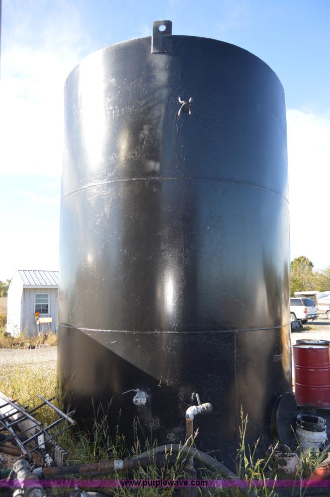 image for item AY9470 10'W x 15'H upright steel tank