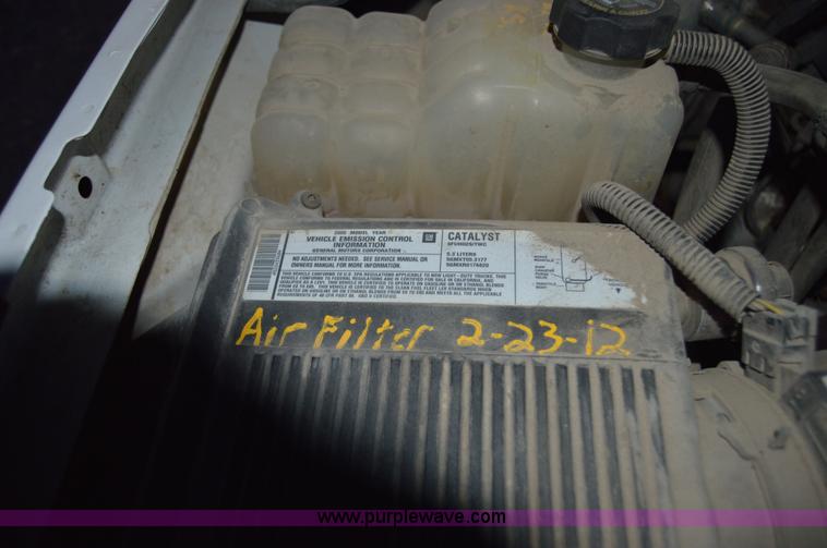 image for item AY9471 2005 Chevrolet Silverado 1500 Ext. Cab pickup truck