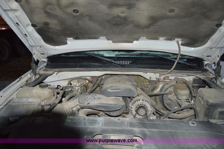 image for item AY9471 2005 Chevrolet Silverado 1500 Ext. Cab pickup truck