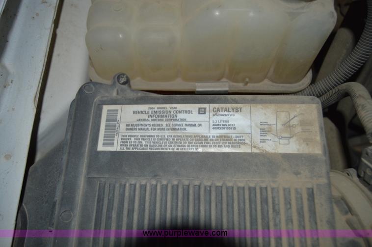 image for item AY9472 2004 Chevrolet Silverado 1500 Ext. Cab pickup truck