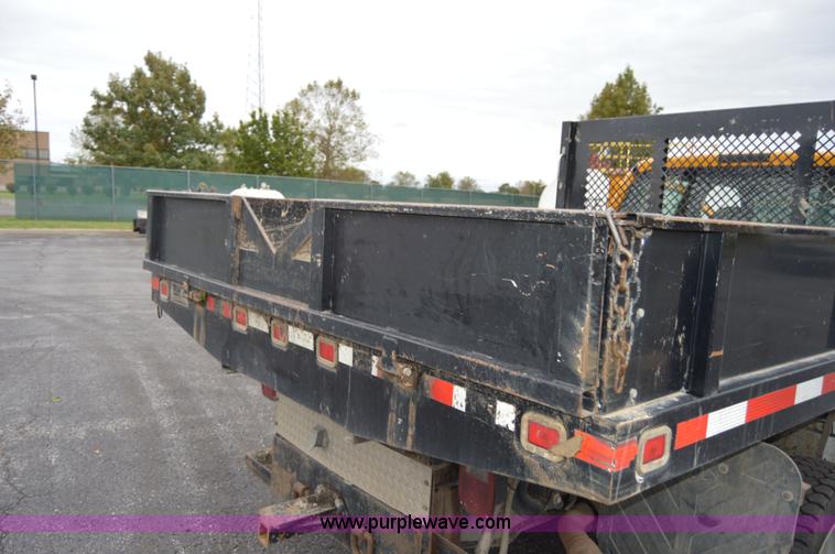 image for item AY9475 2008 Ford F450 Super Duty XL Crew Cab dump truck