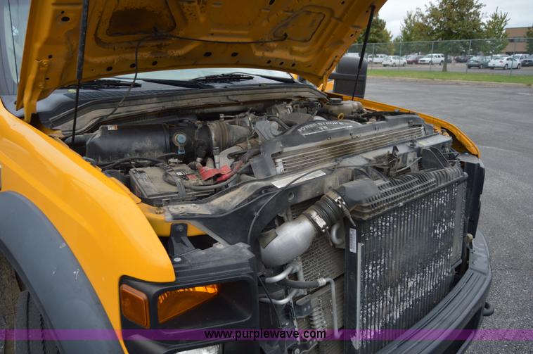 image for item AY9475 2008 Ford F450 Super Duty XL Crew Cab dump truck