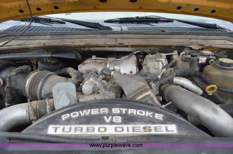 image for item AY9475 2008 Ford F450 Super Duty XL Crew Cab dump truck