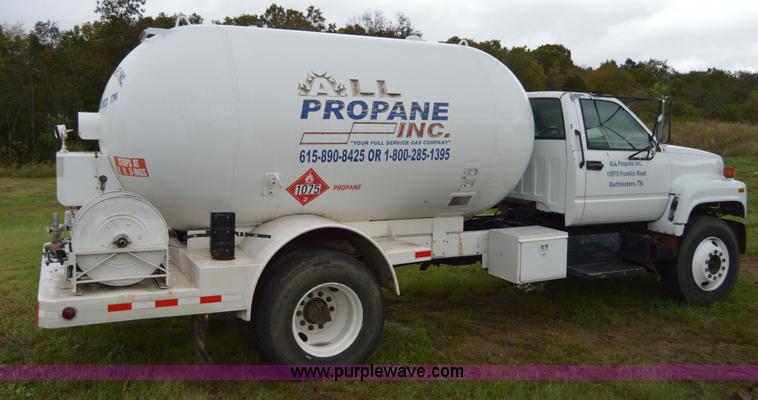 image for item AY9478 1993 Chevrolet Kodiak propane truck