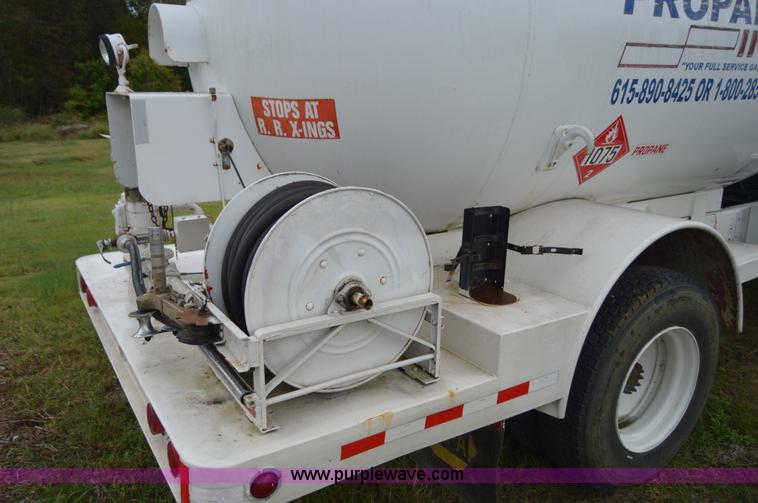 image for item AY9478 1993 Chevrolet Kodiak propane truck