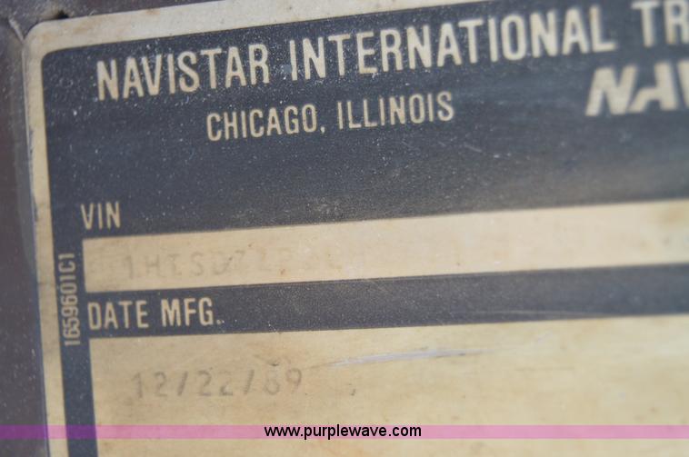 image for item AY9484 1990 International 4900 propane truck