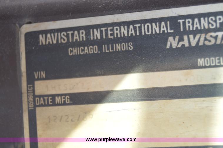 image for item AY9484 1990 International 4900 propane truck