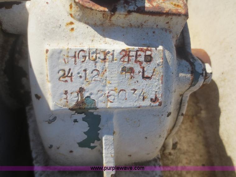 image for item AZ9142 Braden AHG45-12F hydraulic winch