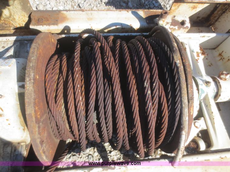 image for item AZ9142 Braden AHG45-12F hydraulic winch