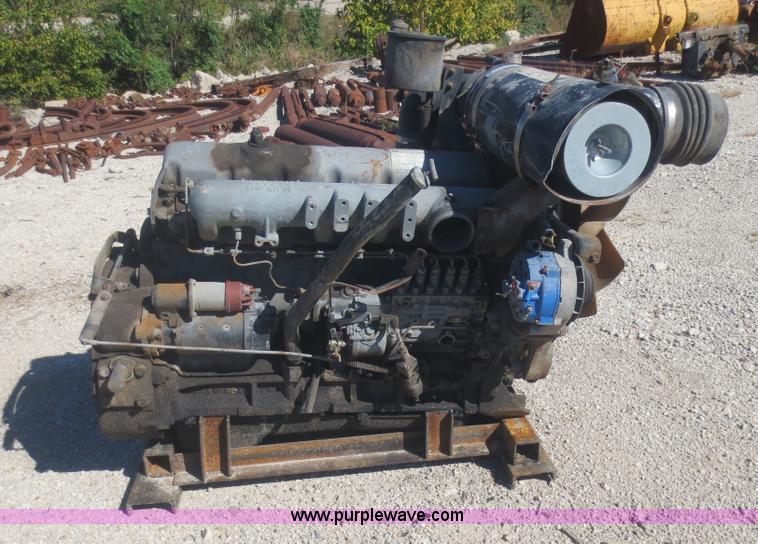 image for item AZ9143 1988 Ford 185F 7.8L turbo diesel engine