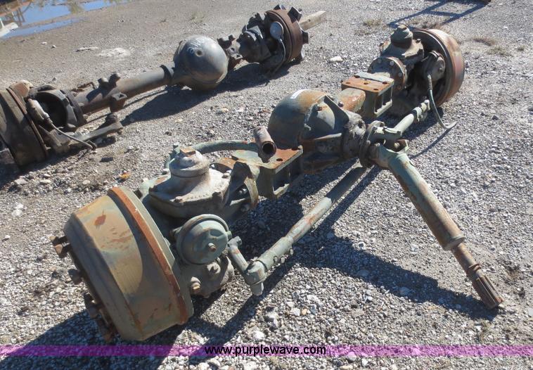 image for item AZ9147 (2) axles