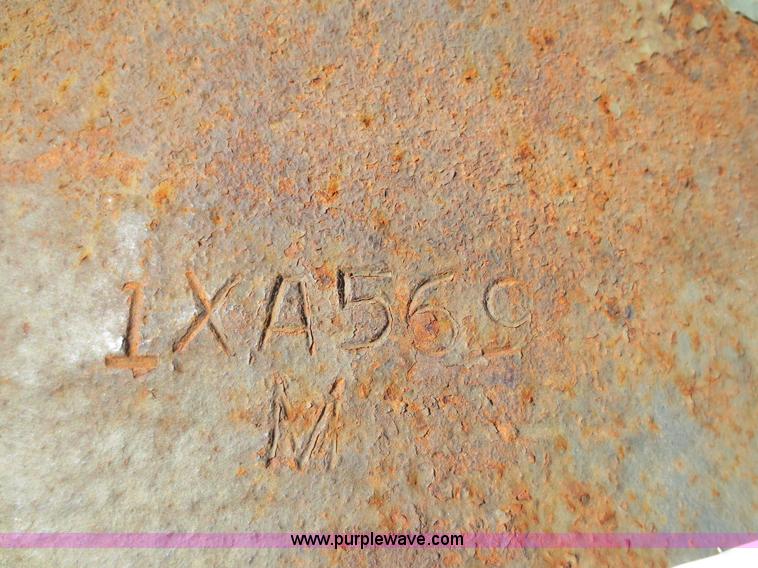 image for item AZ9147 (2) axles