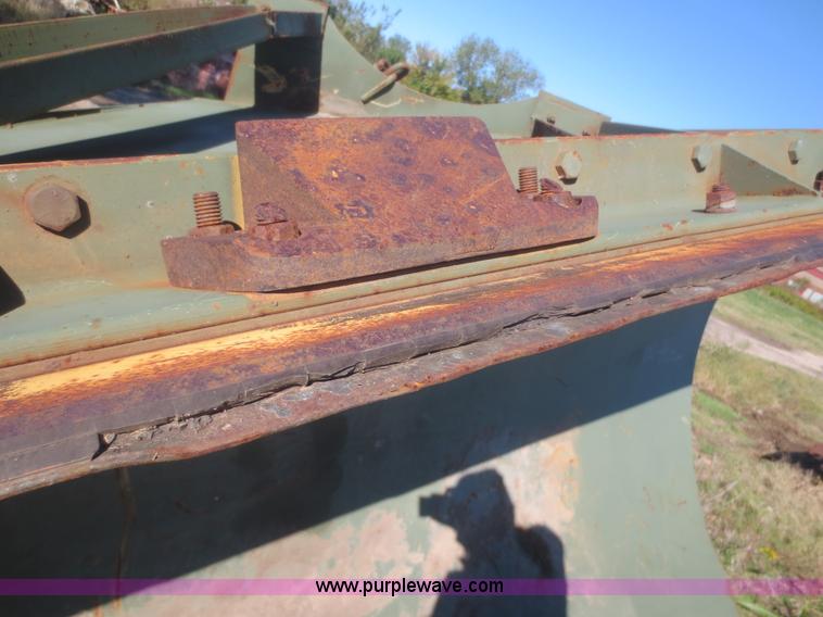 image for item AZ9152 2000 Wausau WR0-10 rollover snow plow