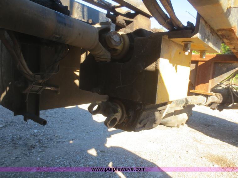 image for item D2185 Big A 3500 floater cab and chassis